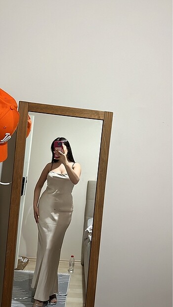 xs Beden camel Renk zara saten elbise