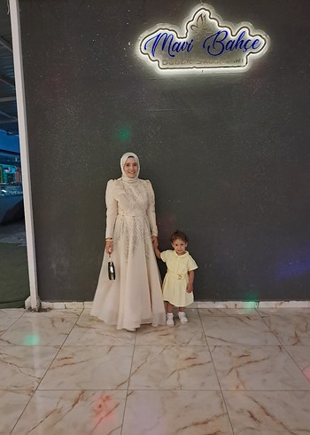 Henna Gelinlik Bej İşlemeli Uzun Kollu Kadın Abiye