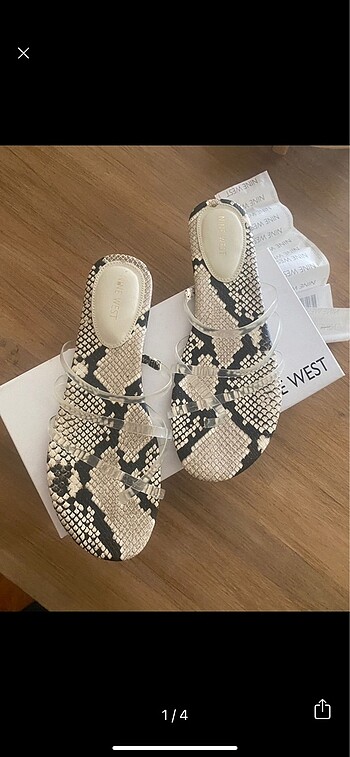 Nine West Nine west