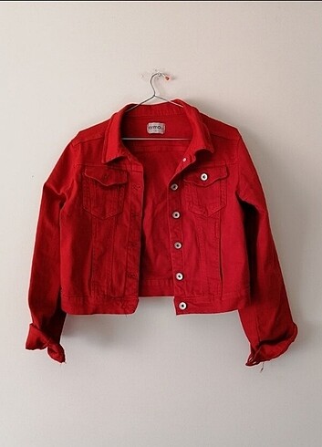 Kırmızı kot ceket 