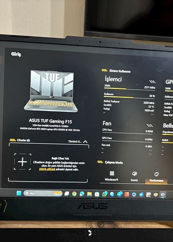 Siyah ASUS oyun laptopu - Görsel 4
