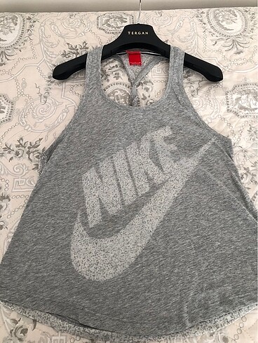 Nike gri renk sporcu, günlük yüzücü tshirt S beden regular geniş