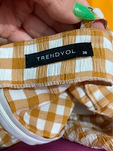 m Beden turuncu Renk trendyol elbise