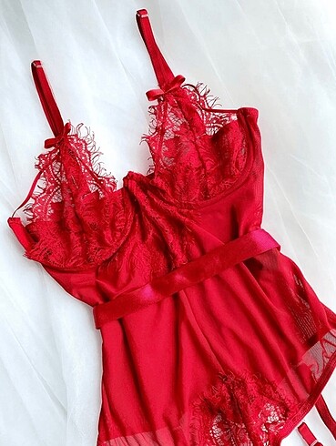 Kırmızı Bodysuit