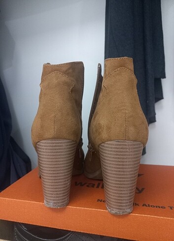 Deichmann Topuklu bot