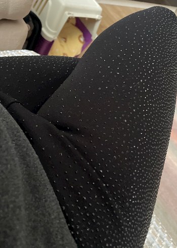 Parlak Pul Detaylı Siyah Yılan Desenli Tayt - Görsel 5