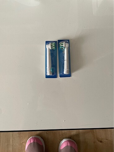 Oral B şarjlı yedek başlık sensitive diş fırçası başlık,sadece b