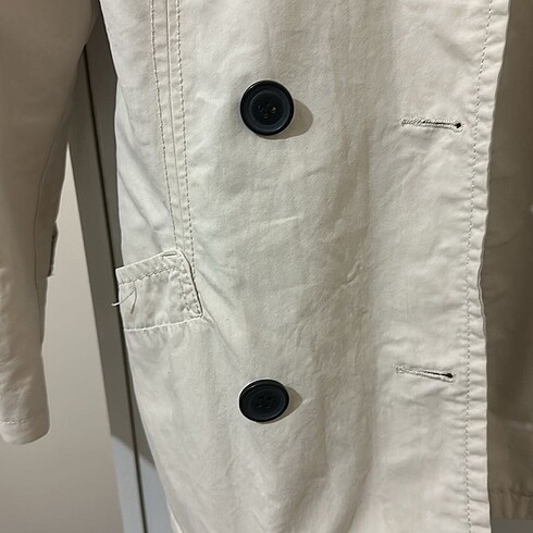 Bershka Kısa trençkot