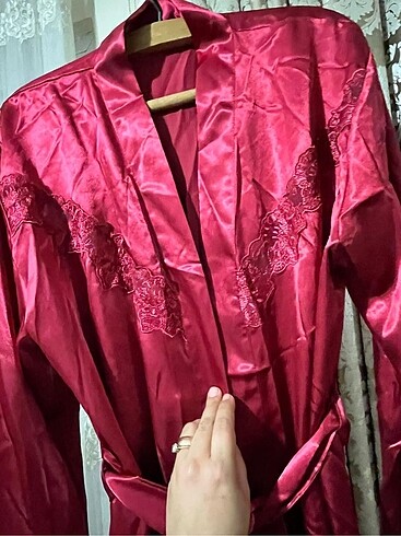 Kırmızı gecelik sabahlık takımı - Görsel 5
