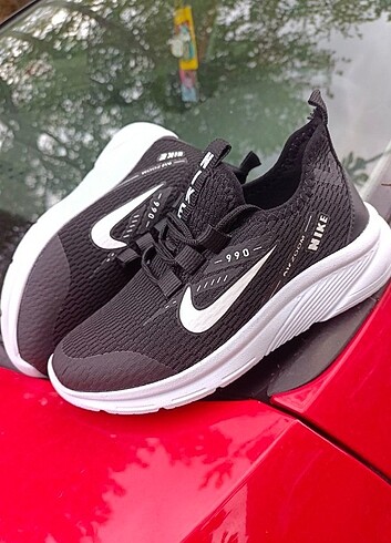 Nike spor ayakkabi 