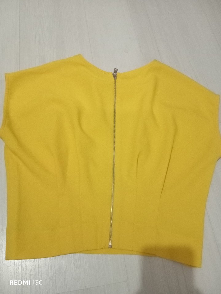 Sarı Kadın Kısa Kollu fermuarli Bluz - Görsel 2