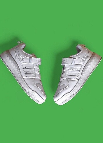 Adidas forum low cırtlı çocuk ayakkabı 