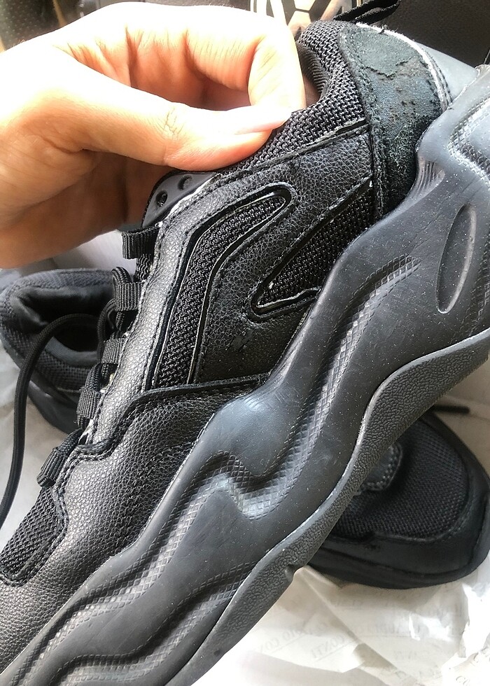 Stradivarius spor ayakkabı - Görsel 3