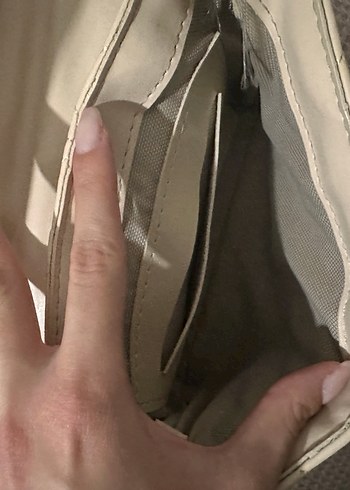 Diğer Zara model Zincir Detaylı krem rengi deri Kadın Çanta