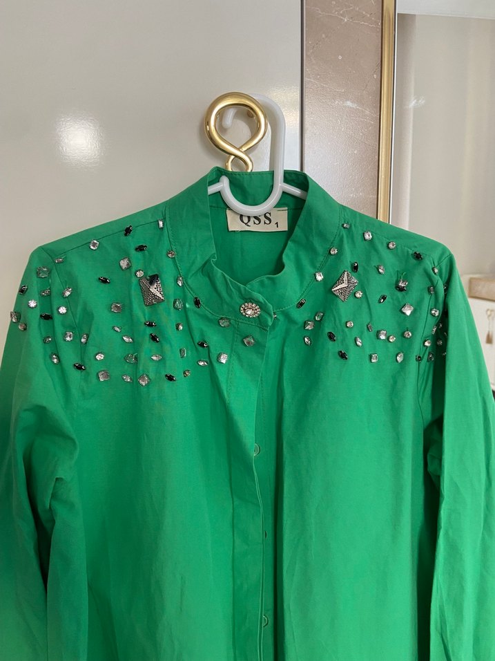 Diger Kadın Yeşil Uzun Payetli Tunik - Görsel 2