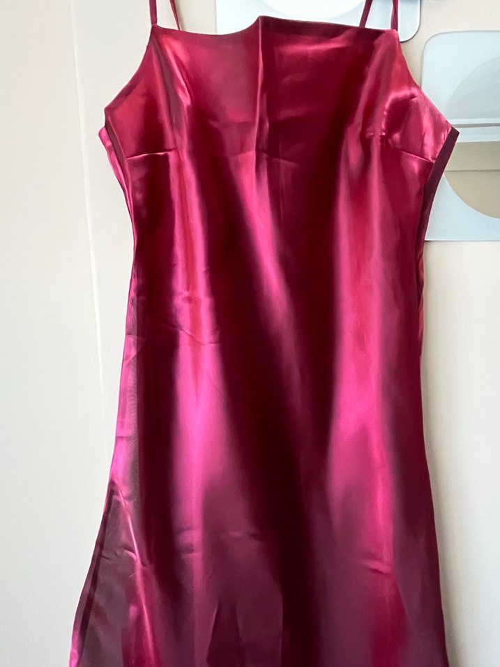 Bordo gece elbisesi - Görsel 5