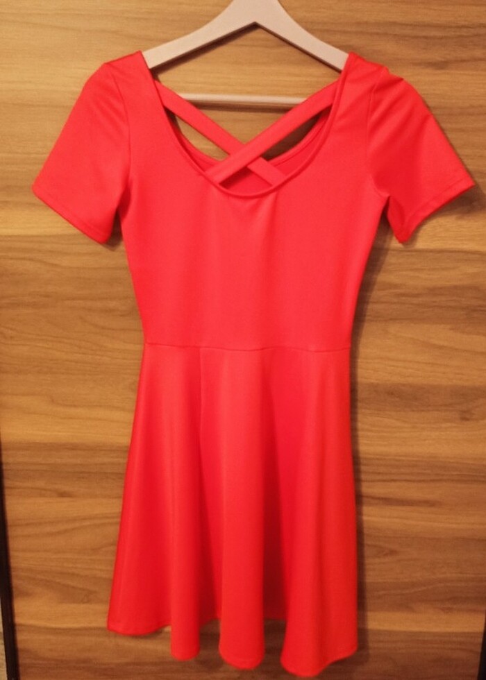 Kırmızı s beden kısa elbise - Görsel 3
