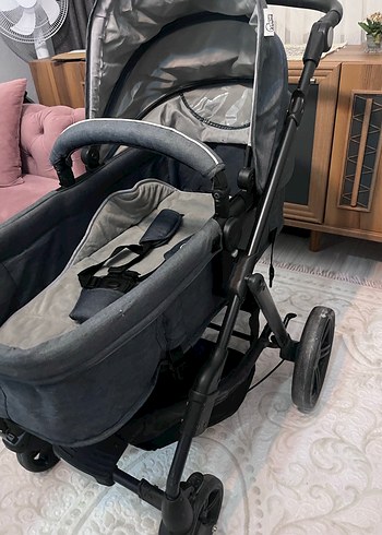 Gri Bebek Arabası ve Taşıma Koltuğu - Görsel 2