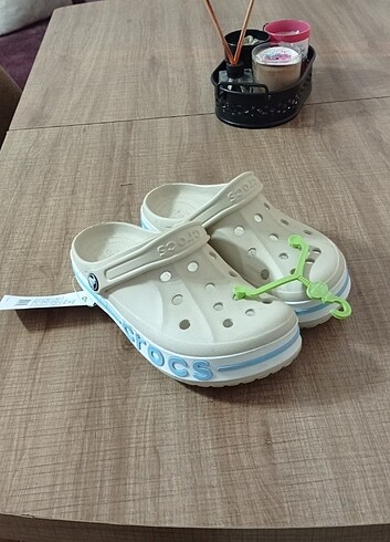 39 Beden Crocs terlik