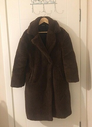 Kahverengi palto
