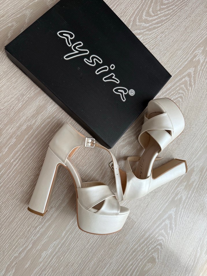 Aysira Beyaz Platform Topuklu Kadın Ayakkabı - Görsel 2