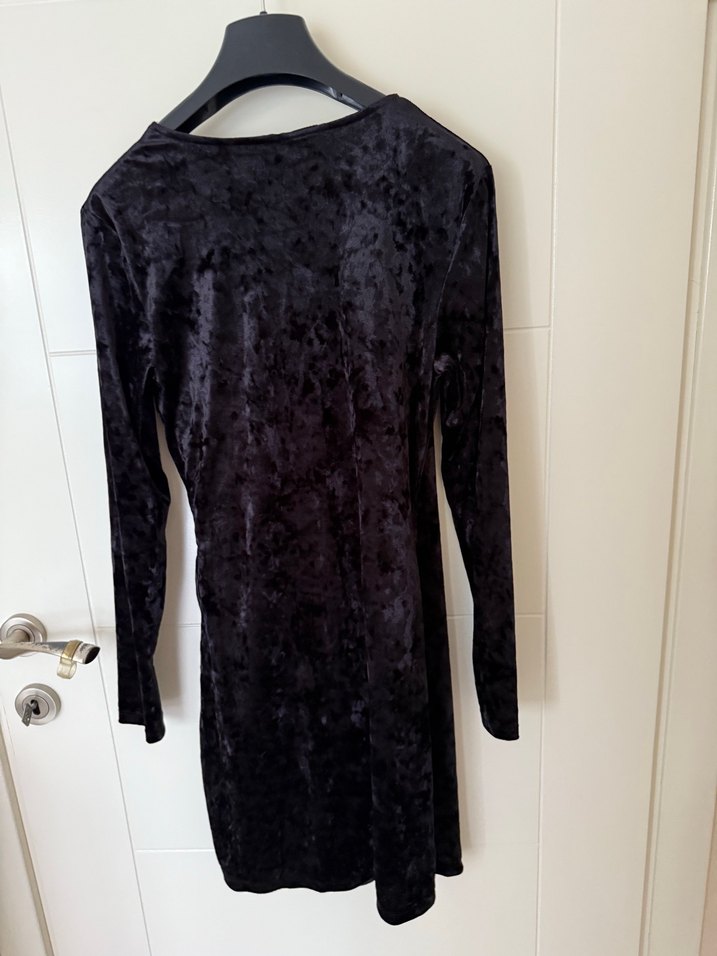 H&M Siyah Kadife Kadın Elbise - Görsel 3