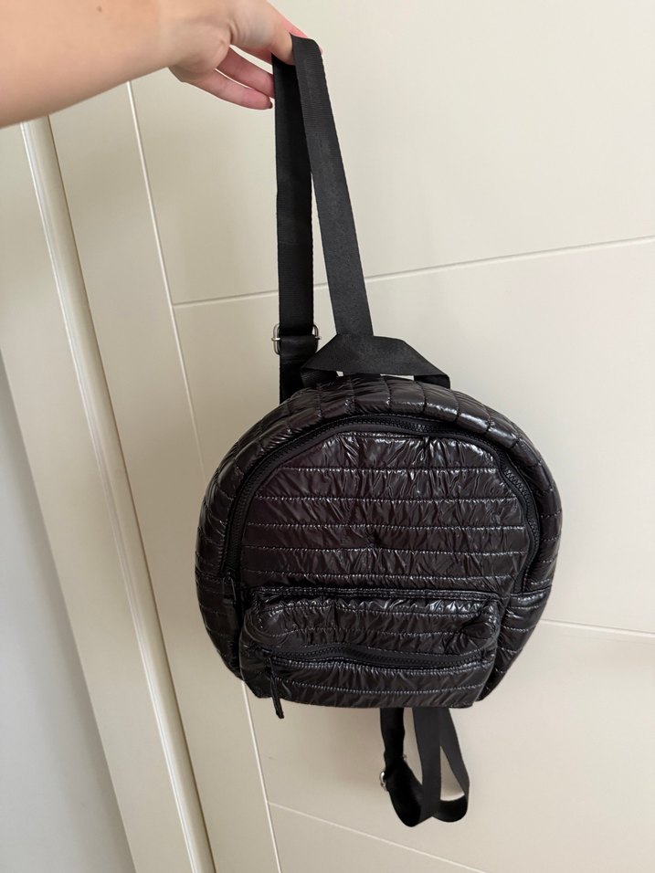 Parlak Siyah Sırt Çantası - Görsel 5