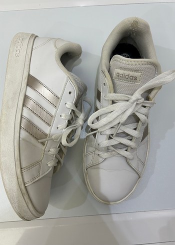 Adidas Kadın Beyaz Spor Ayakkabı - Görsel 5