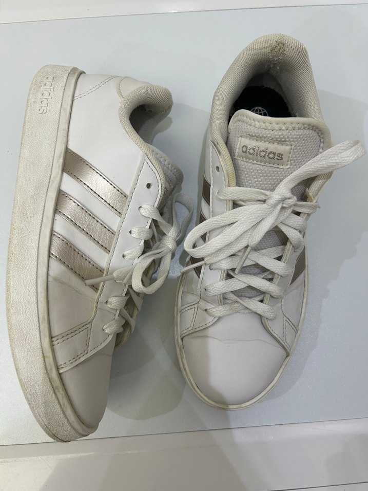 Adidas Kadın Beyaz Spor Ayakkabı - Görsel 5