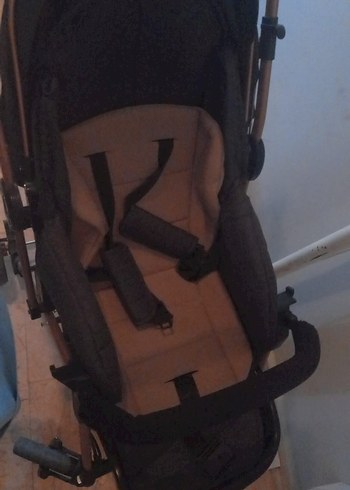 15-36 kg Beden Kahverengi ve Gri Bebek Arabası