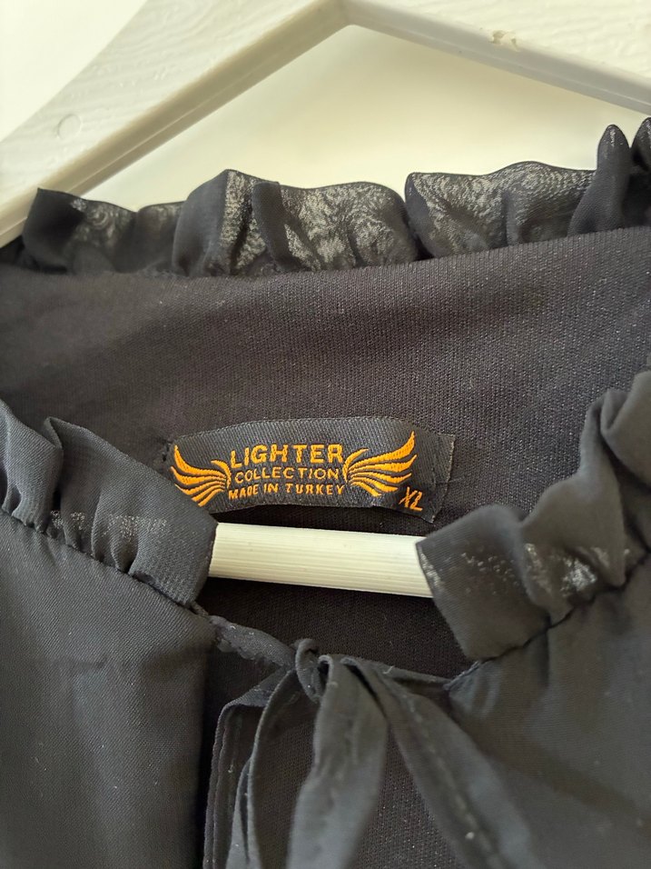 Uzun Kollu Siyah Fırfırlı Uzun Elbise - Görsel 3