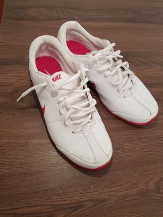 Nike Air Beyaz