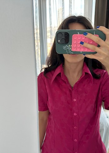 Düğmeli V Yaka Parlak Pembe Kadın Gömlek - Görsel 5