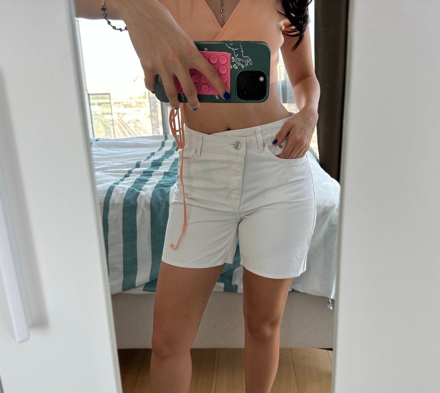 Beyaz Denim Şort - Görsel 2