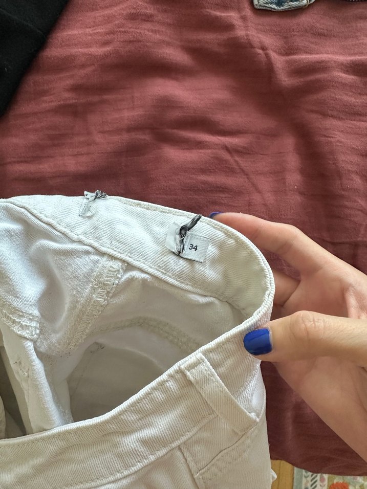 Beyaz Denim Şort - Görsel 5