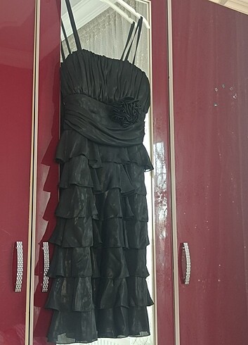 Kısa siyah abiye