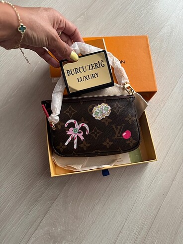 Louis Vuitton Lv çanta