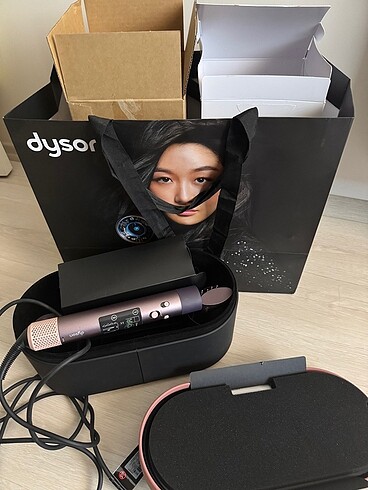 Dyson Airwrap Saç Şekillendirme ve Kurutma Seti