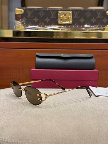 Beden Cartier Eyewear Sunglasses