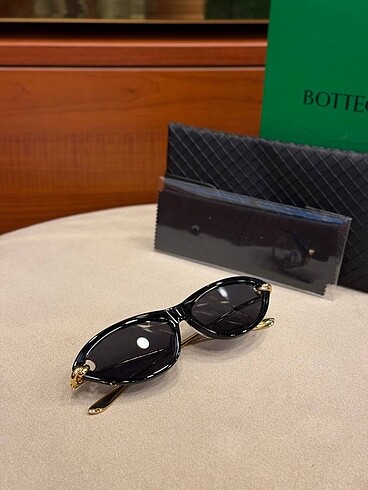 Bottega Veneta Eyewear Sunglasses