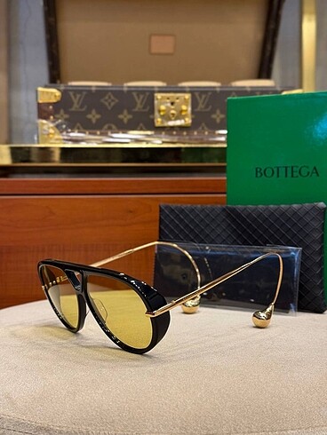 Bottega Veneta Eyewear Sunglasses
