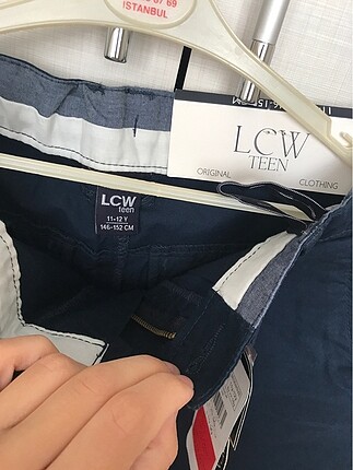 LC Waikiki Lacivert Şort