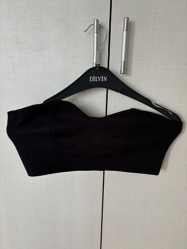 Siyah Crop