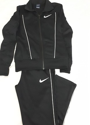 Nike eşofman takımı