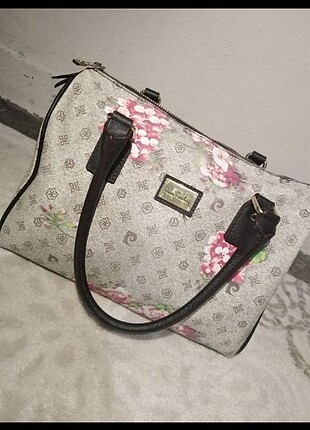 Pierre Cardin çanta fazlalıktan satıyorum