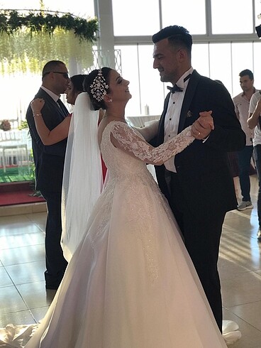 36 Beden beyaz Renk Gelinlik