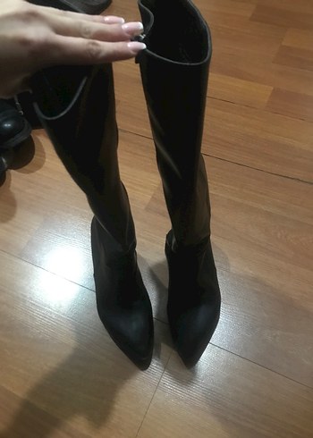 Siyah Kadın Deri Topuklu çizme - Görsel 2