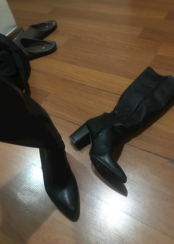 Siyah Kadın Deri Topuklu çizme - Görsel 4