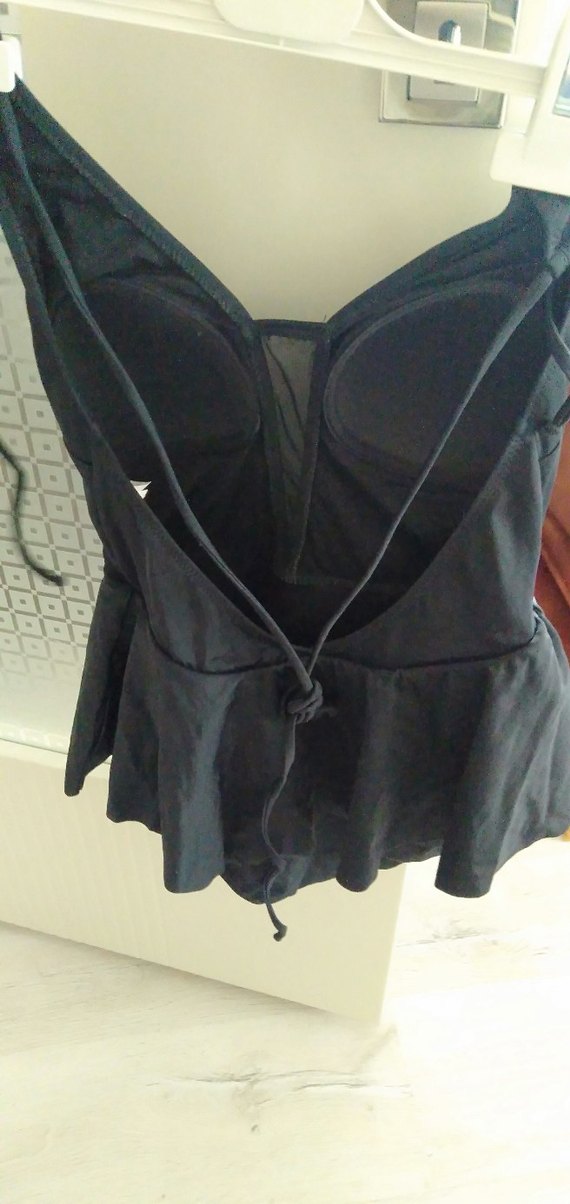 Siyah Fırfırlı Kadın Mayo - Görsel 2