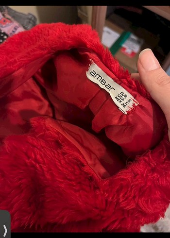 Zara Kırmızı Peluş Detaylı Kadın Ceket